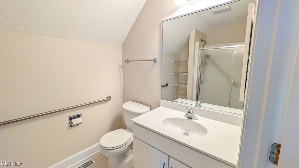 709 N Vineyard Circle Port Clinton OH 43452
