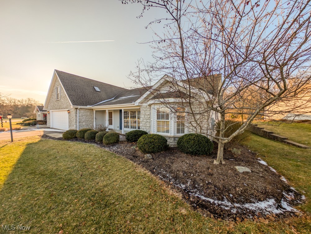 709 N Vineyard Circle Port Clinton OH 43452
