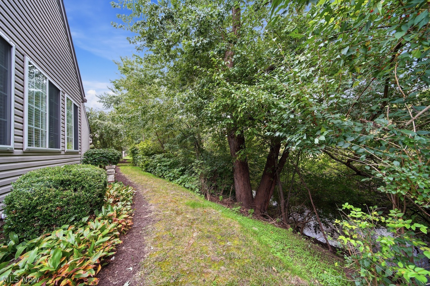 1543 Cambridge Avenue SW North Canton OH 44709