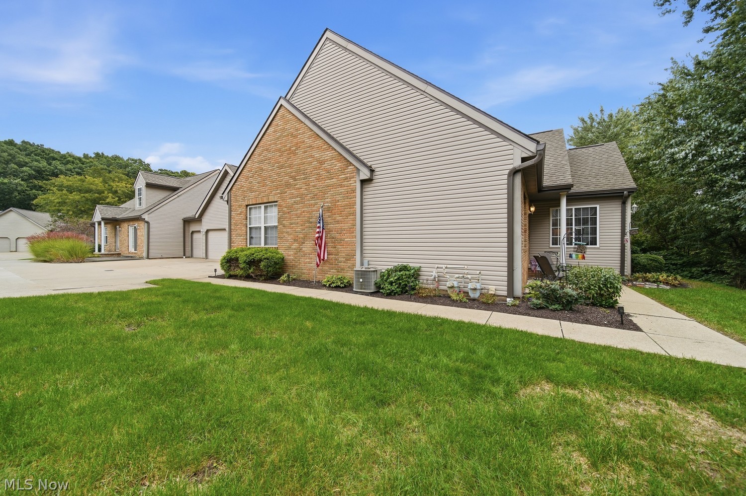 1543 Cambridge Avenue SW North Canton OH 44709
