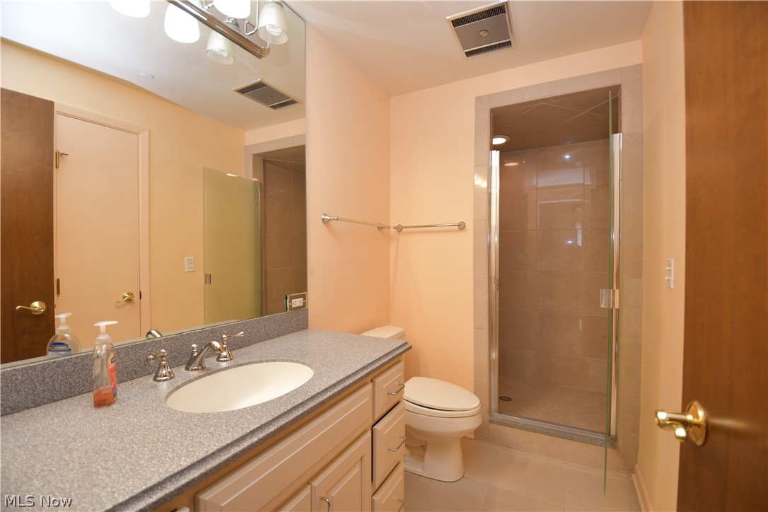 27500 Cedar Road Beachwood OH 44122