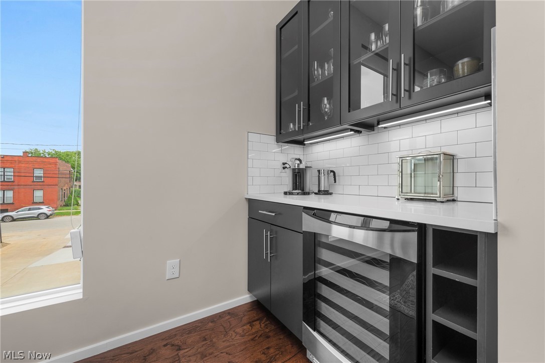 1298 W 58th Street Cleveland OH 44102