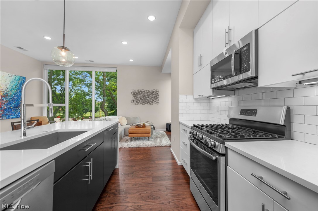 1298 W 58th Street Cleveland OH 44102