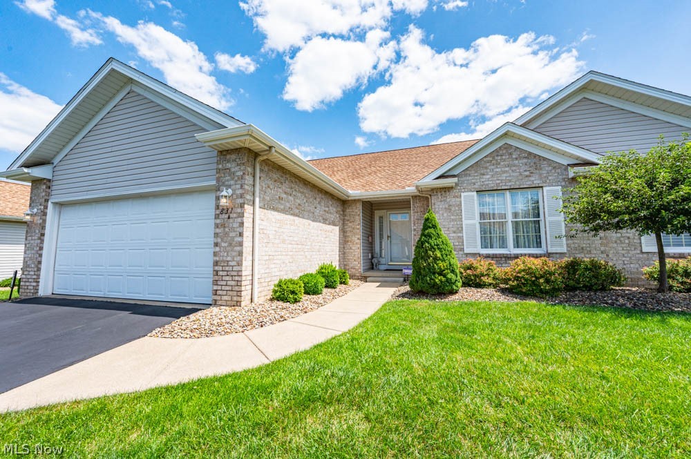 831 Auburn Hills Drive Boardman OH 44512
