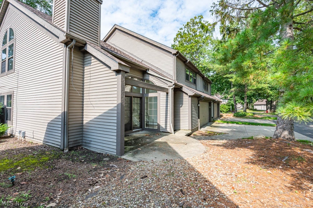 1163 Red Tail Hawk Court Youngstown OH 44512