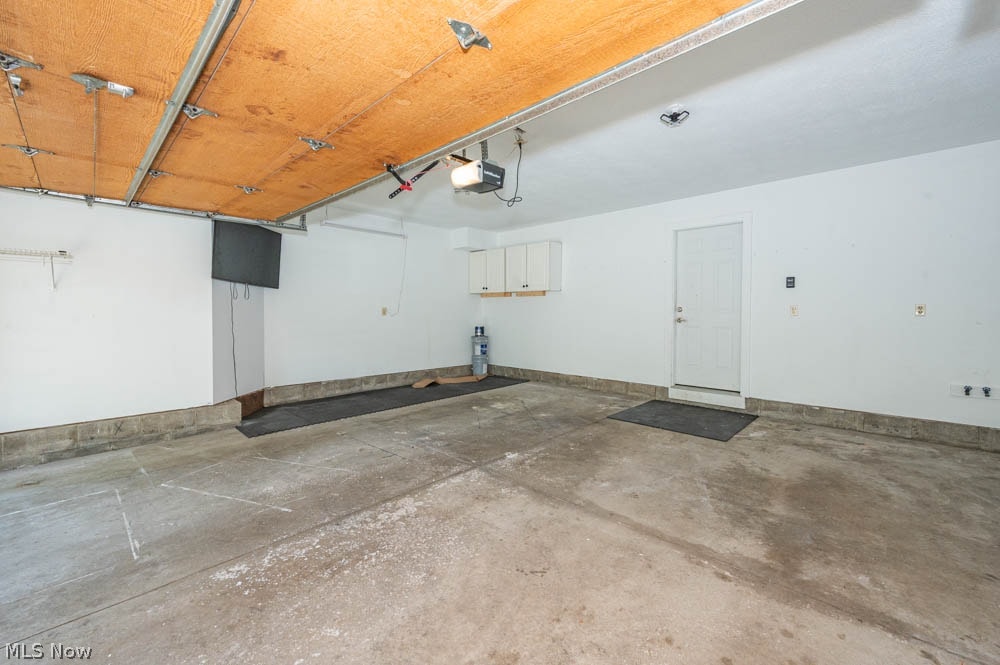 1163 Red Tail Hawk Court Youngstown OH 44512