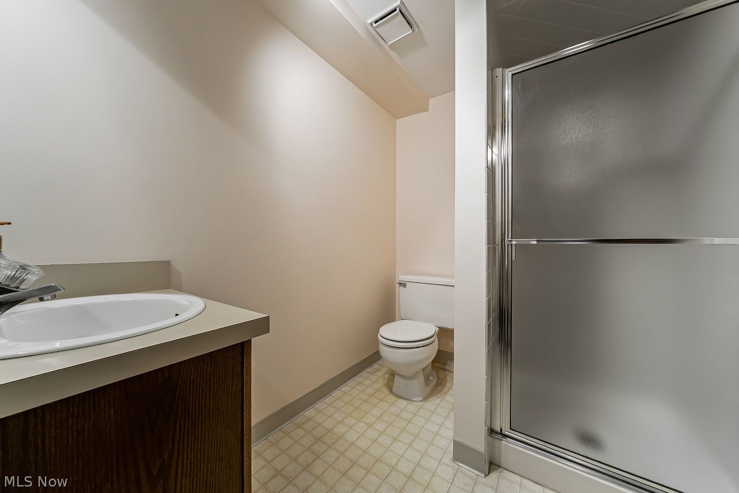 5545 Sunset Bldg A 5 Lane Parma OH 44134