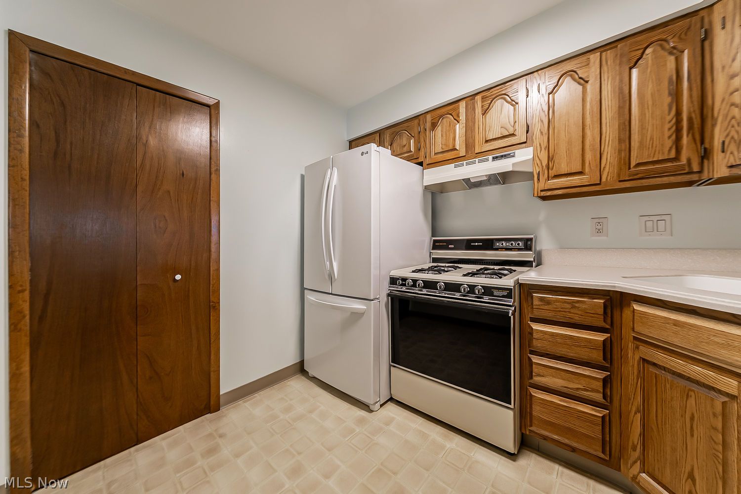 5545 Sunset Bldg A 5 Lane Parma OH 44134