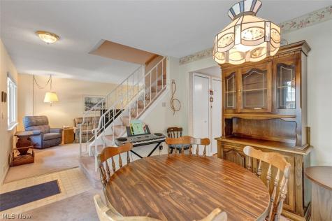 4310 Hyde Park North Olmsted OH 44070