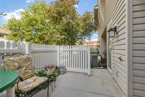 4310 Hyde Park North Olmsted OH 44070