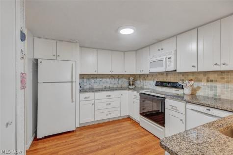 4310 Hyde Park North Olmsted OH 44070