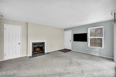 1804 Stoney Run Circle Broadview Heights OH 44147