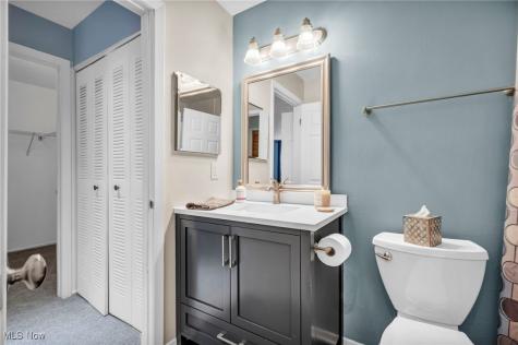 1804 Stoney Run Circle Broadview Heights OH 44147