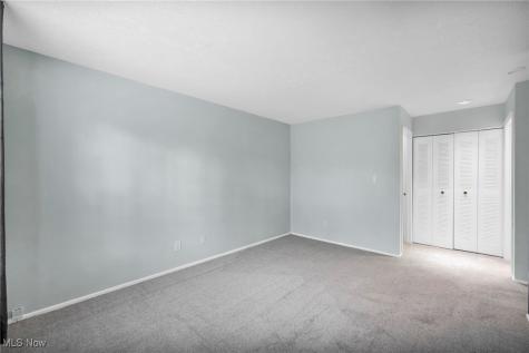 1804 Stoney Run Circle Broadview Heights OH 44147