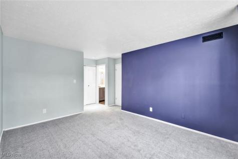 1804 Stoney Run Circle Broadview Heights OH 44147