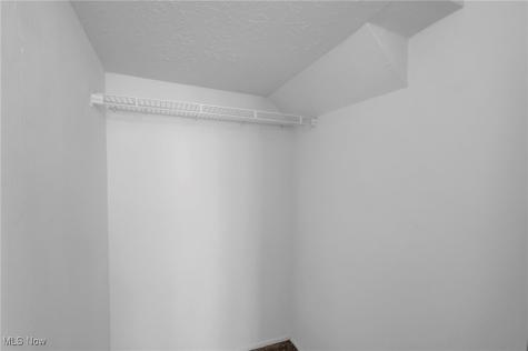 1804 Stoney Run Circle Broadview Heights OH 44147