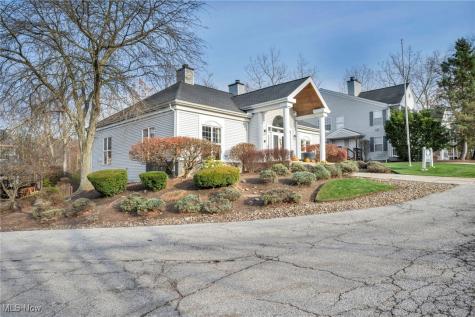 1804 Stoney Run Circle Broadview Heights OH 44147