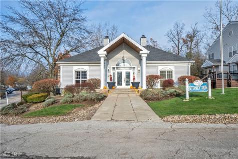 1804 Stoney Run Circle Broadview Heights OH 44147