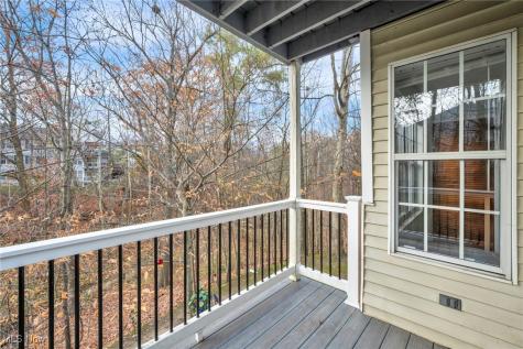 1804 Stoney Run Circle Broadview Heights OH 44147