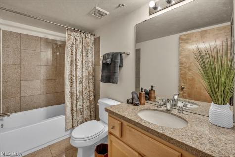 2222 Detroit Avenue Cleveland OH 44113