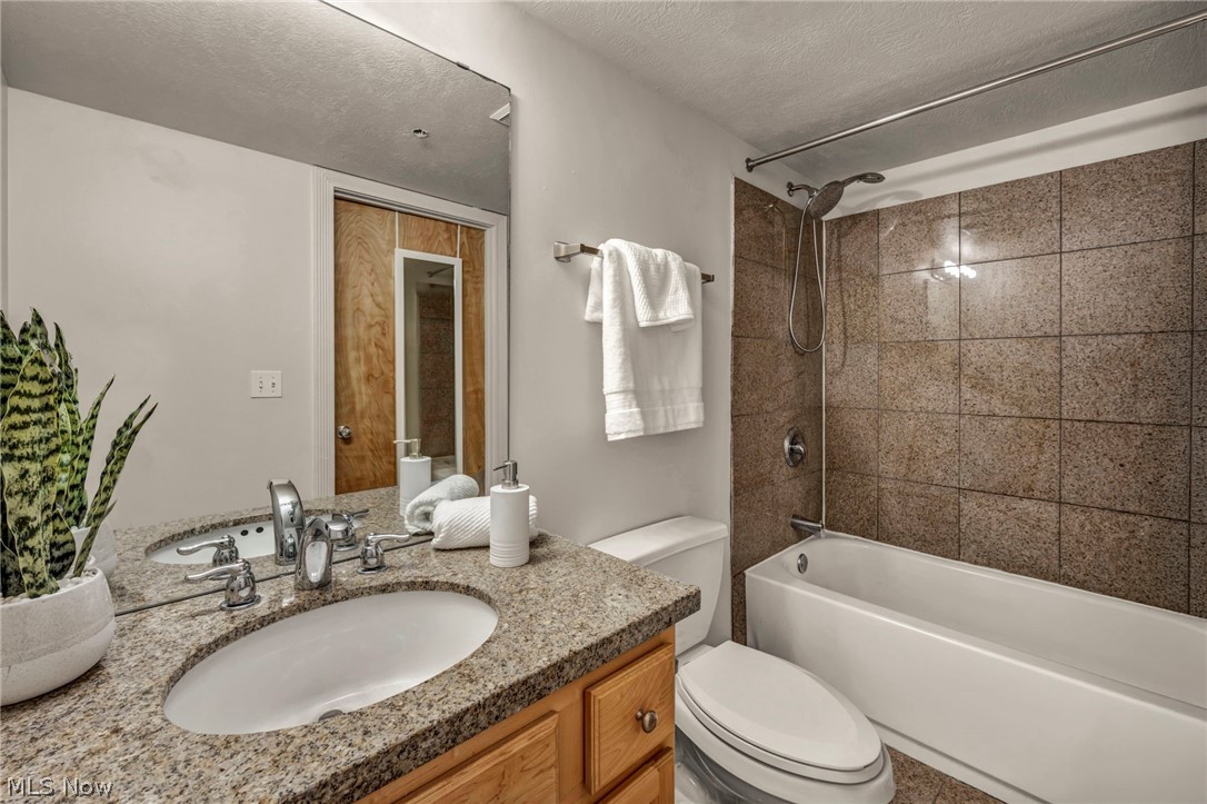 2222 Detroit Avenue Cleveland OH 44113