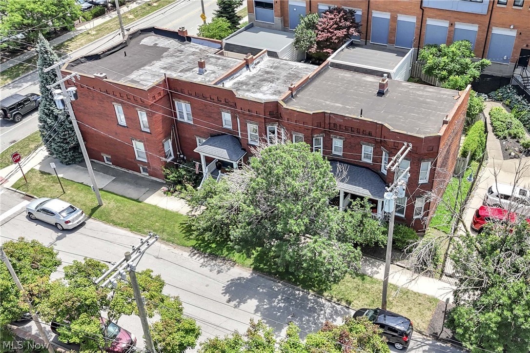 2807 Clinton Avenue Cleveland OH 44113