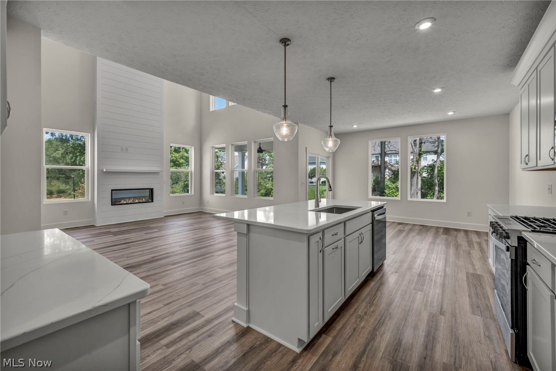 2087 Glenmont Drive Brunswick OH 44212