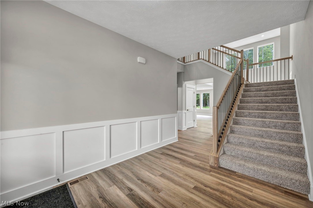 2087 Glenmont Drive Brunswick OH 44212