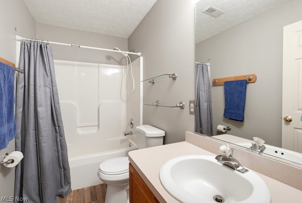 646 Almas Court Brunswick OH 44212