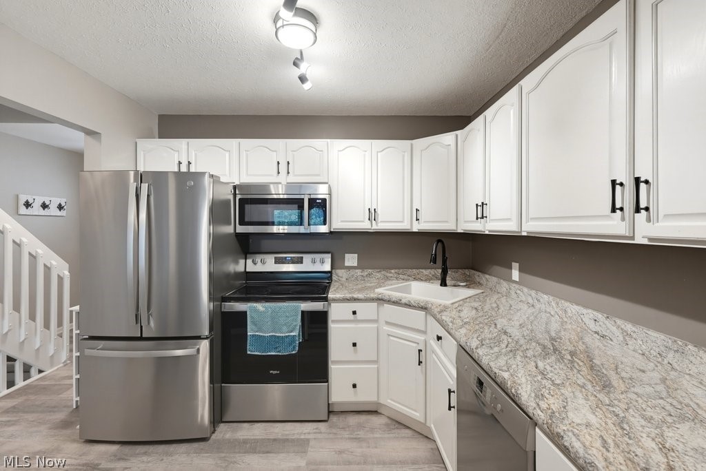 646 Almas Court Brunswick OH 44212