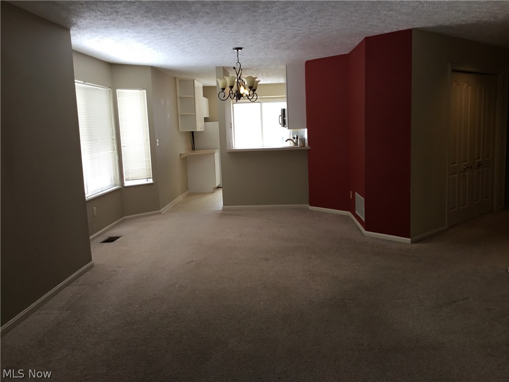 339 Village Pointe Drive Akron OH 44313