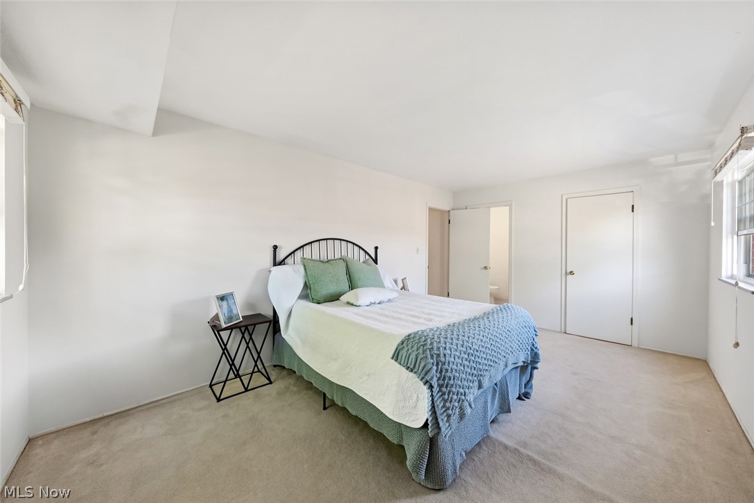 2876 Pease Drive Rocky River OH 44116