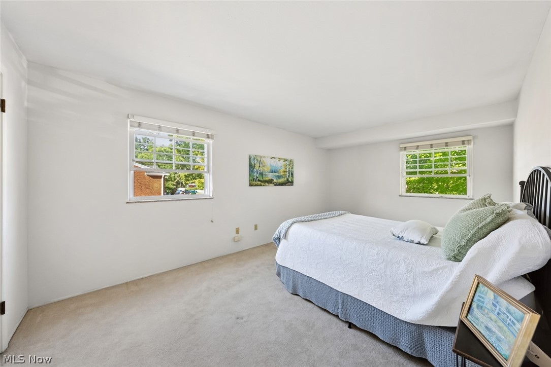 2876 Pease Drive Rocky River OH 44116