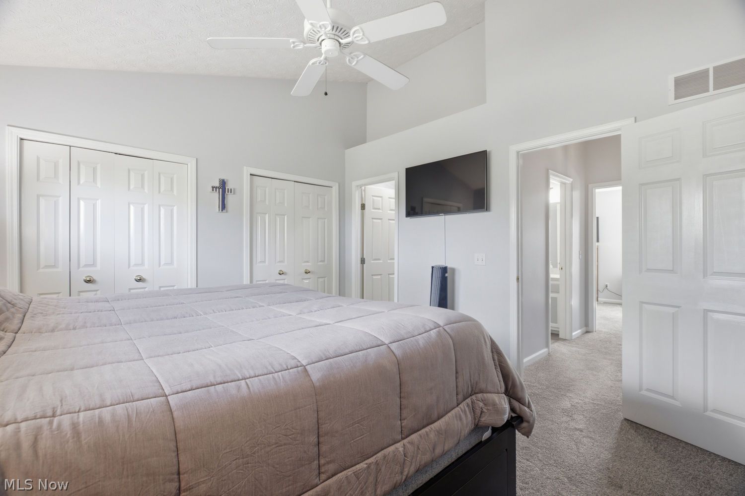 112 Meander Lane Elyria OH 44035