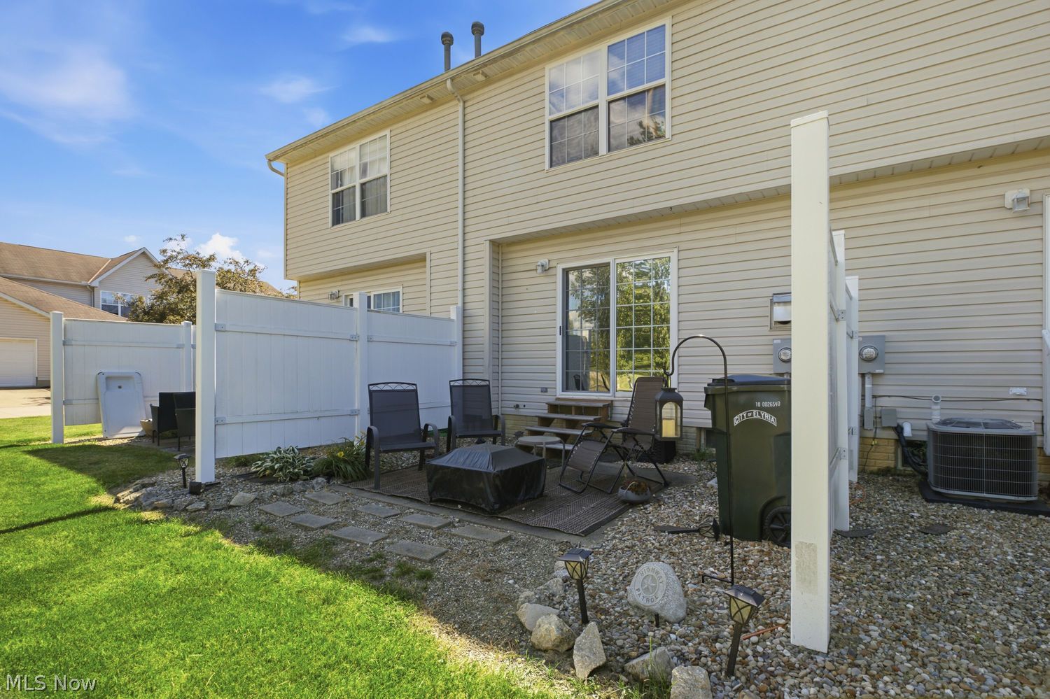112 Meander Lane Elyria OH 44035