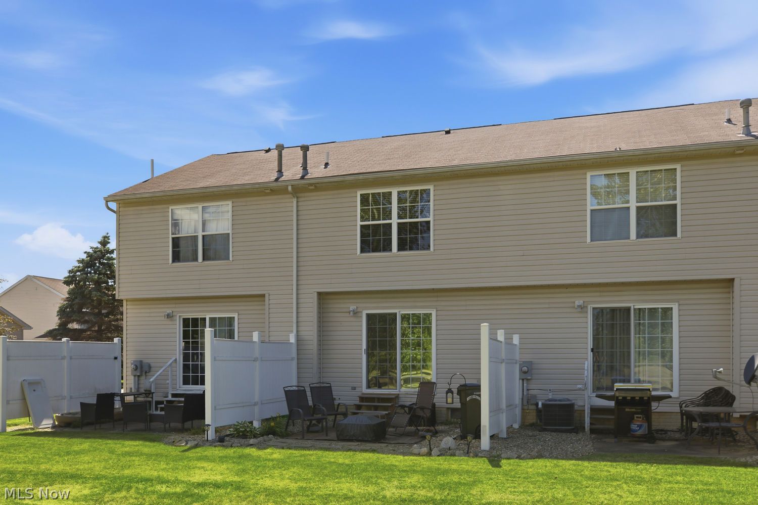 112 Meander Lane Elyria OH 44035