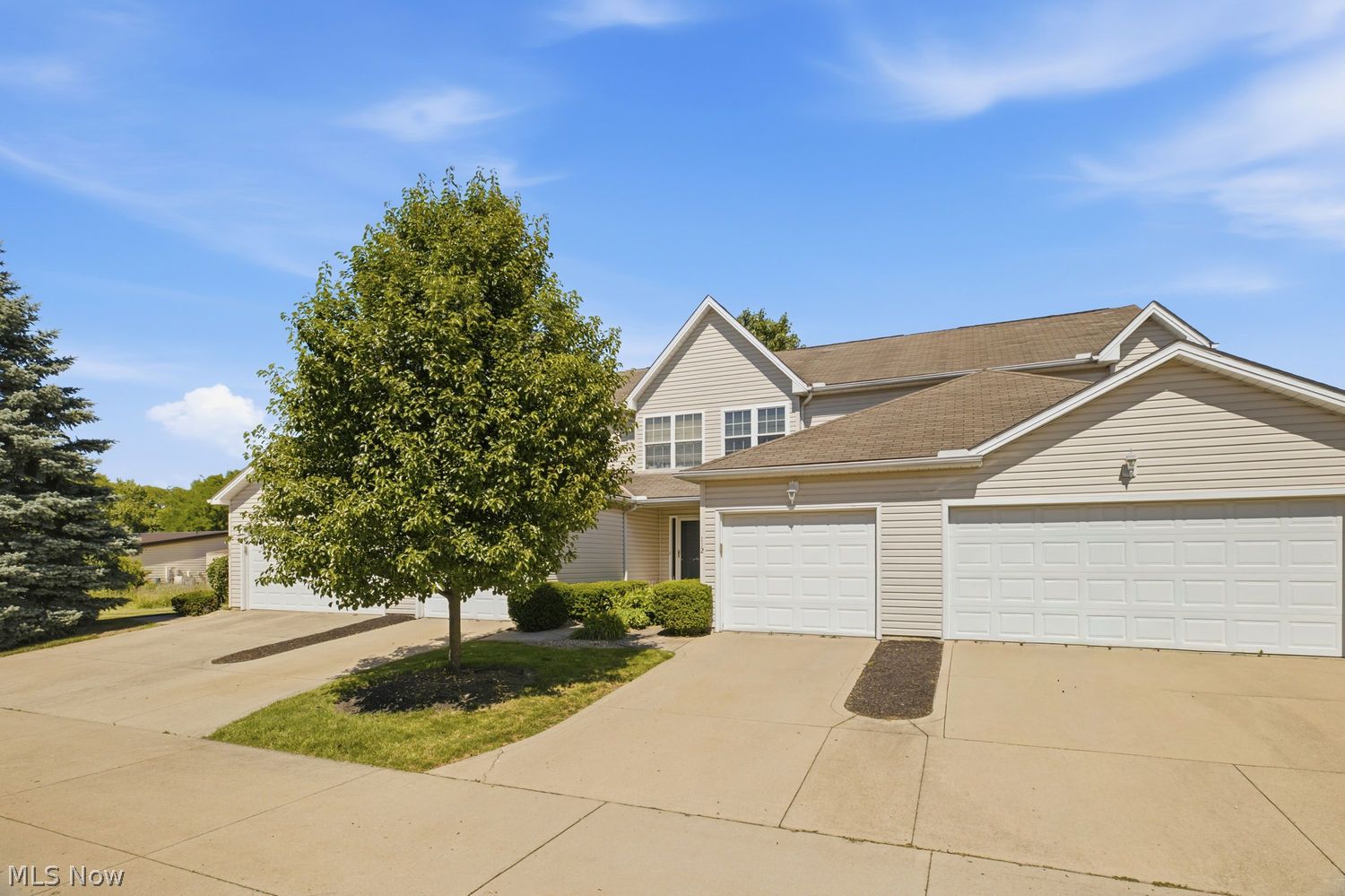 112 Meander Lane Elyria OH 44035