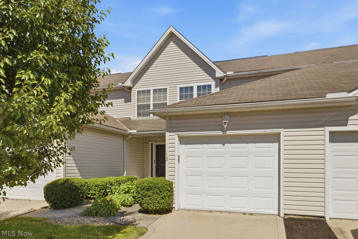 112 Meander Lane Elyria OH 44035