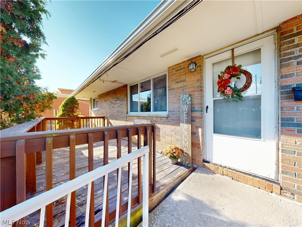 21834 River Oaks Drive Rocky River OH 44116
