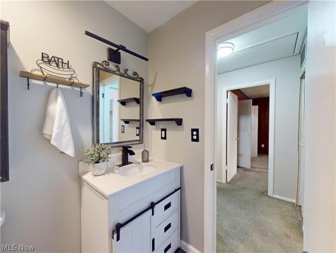 21834 River Oaks Drive Rocky River OH 44116