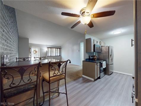 21834 River Oaks Drive Rocky River OH 44116