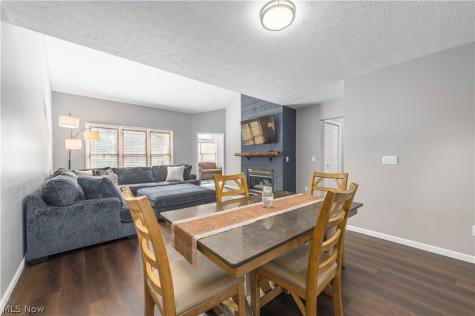 219 Bridgeport Drive Elyria OH 44035