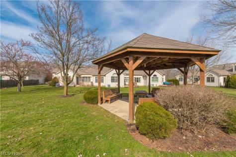 219 Bridgeport Drive Elyria OH 44035