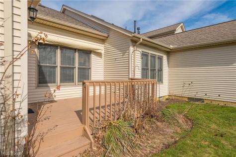 219 Bridgeport Drive Elyria OH 44035