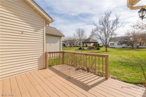 219 Bridgeport Drive Elyria OH 44035