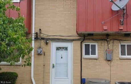 27901 Mills Avenue Euclid OH 44132
