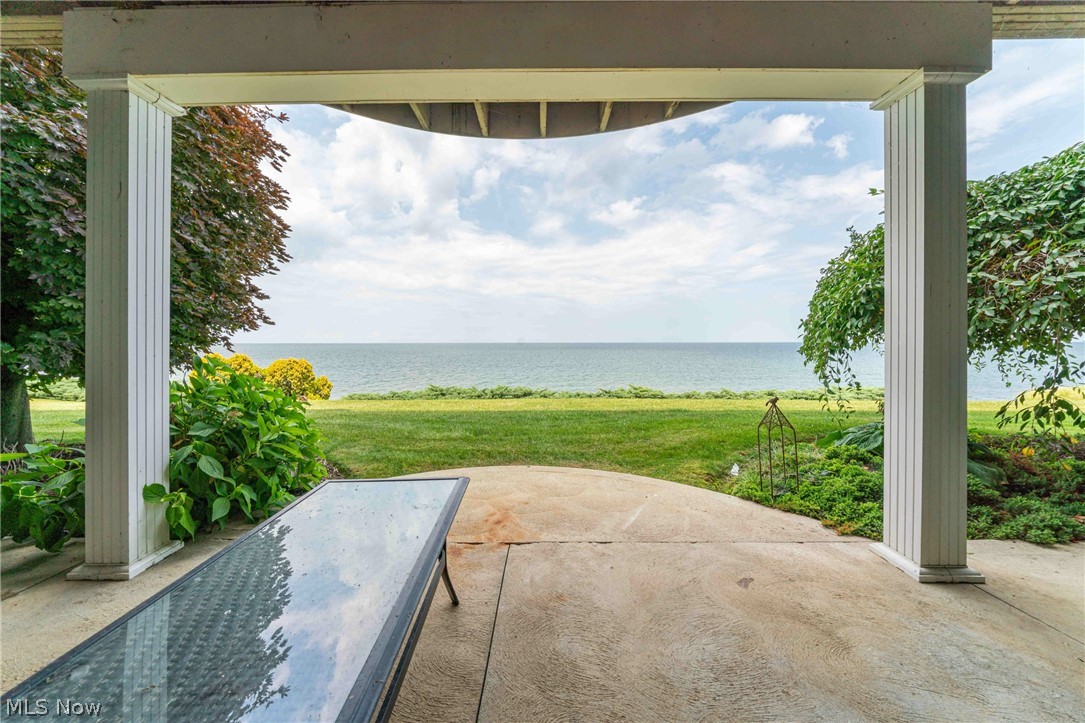 3000 Whispering Shores Drive Vermilion OH 44089