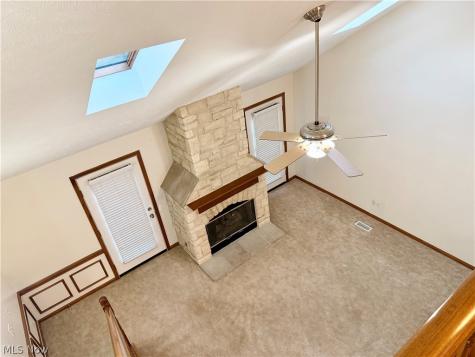 7146 Maple Street Mentor OH 44060