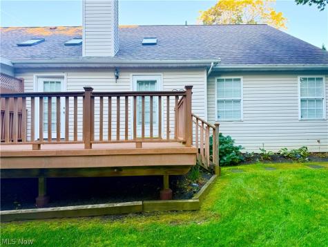 7146 Maple Street Mentor OH 44060