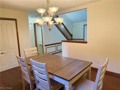 7146 Maple Street Mentor OH 44060